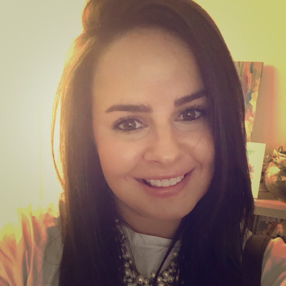 Meet your Posher, Elizabeth